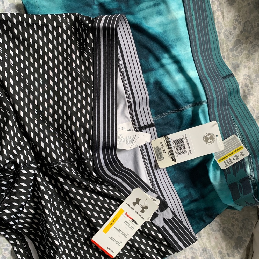 2 under armor spandex